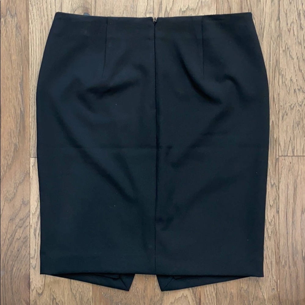 Ann Taylor LOFT petite pencil skirt with pockets